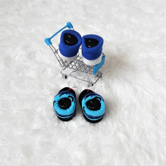 Nike Jordan Infant Booties 2 Pack Baby Newborn 0-6 Mo Blue Stripes - Picture 10 of 14